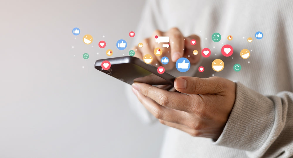 How to Use Social Media to Drive Boutique Sales of Skin Wellness Supplements